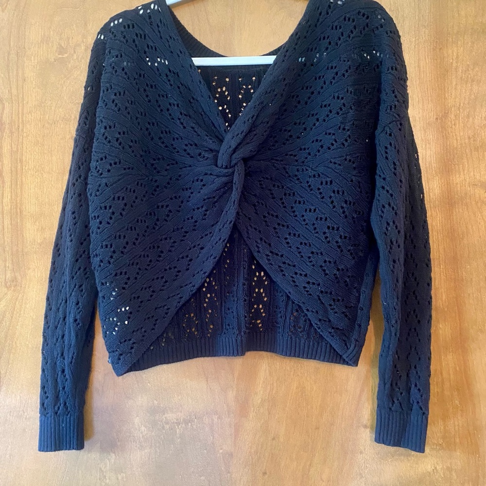 SMALL Abercrombie & Fitch Knit Cropped Reversible Sweater